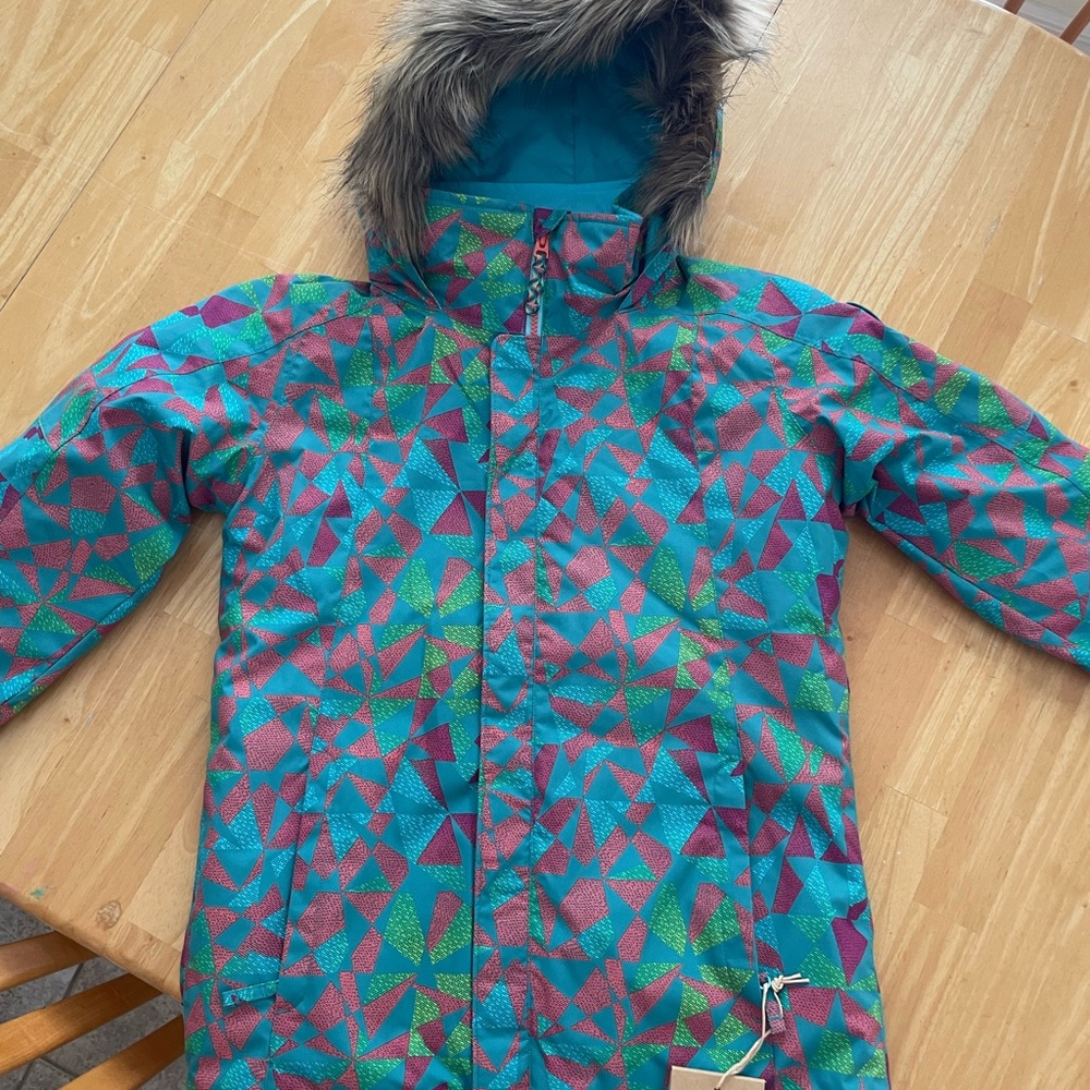 Burton Dryride Girl’s ski/snowboarding Jacket with removable Fur Hood